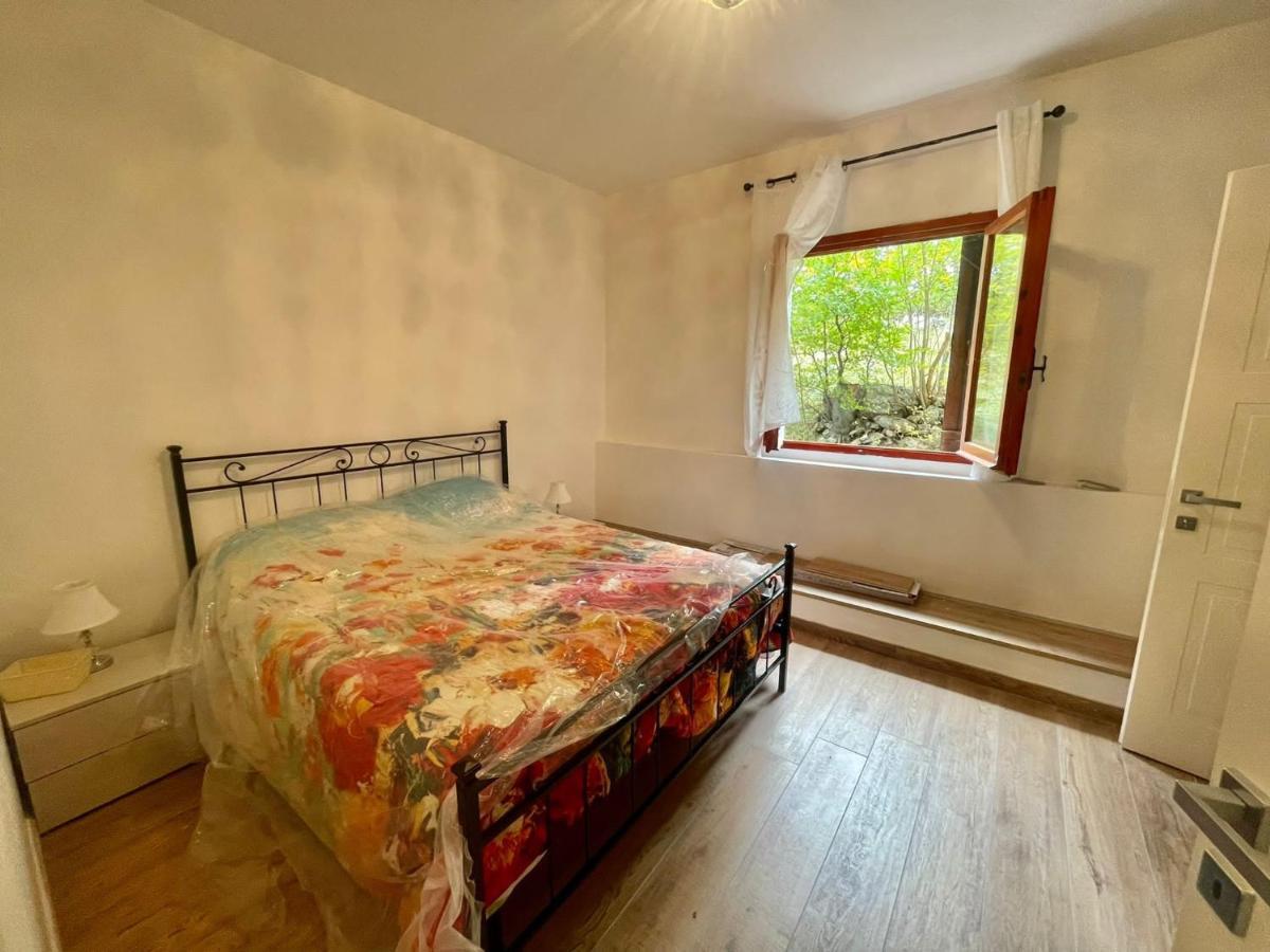 La Tana Del Capriolo Apartment Prati di Tivo Bagian luar foto